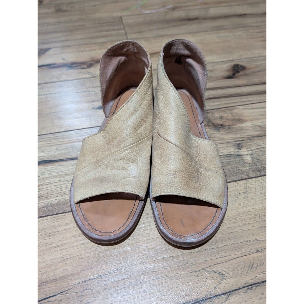 Free People Tan Leather D'Orsay Flat Sandals Shoes Women's Size size 37 / 6.5 to